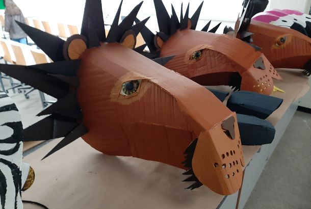 Løve til teaterforestilling