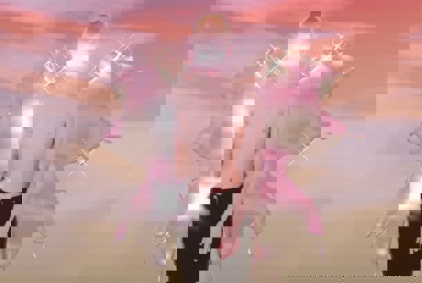 "Glimmerstøv" 2022 Video still